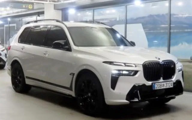 수입중고차직거래사이트 X7 (G07) M60i M스포츠 프로 매물 사진 10 - 2024/07 23,031km